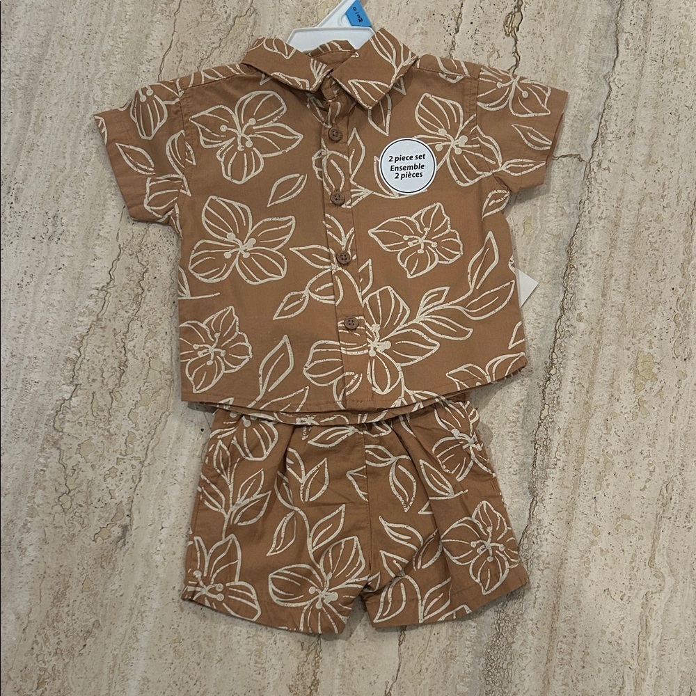 NEW 🆕 Brown Two-Piece Set 0-3 months
